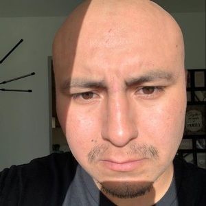 Meet your Posher, Junior ines